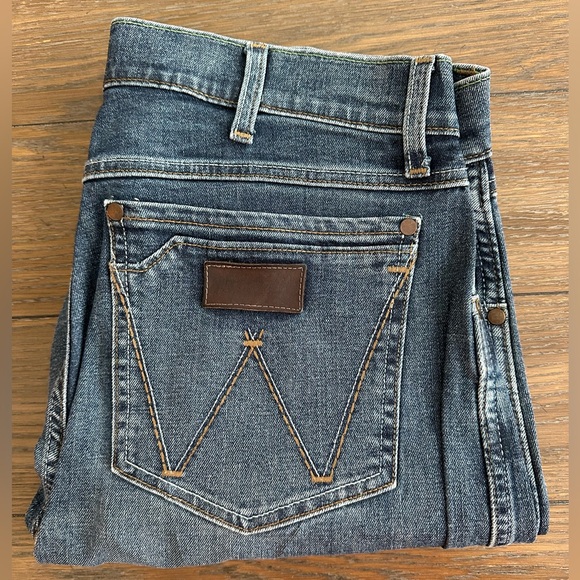 Wrangler Retro Slim Straight Jeans Size 32x32 - Picture 1 of 6